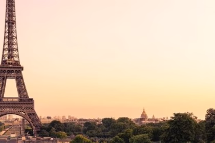 Pariste En İyi Airbnb Evleri ve Oteller